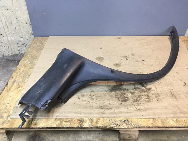 Молдинг задньої арки крила, правий 51718402338 BMW