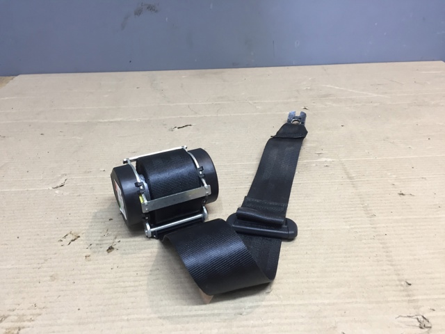 Пасок безпеки задній 5E9857447BRAA VAG