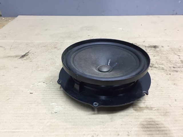 Динамік передньої двері 5L0035411A VAG
