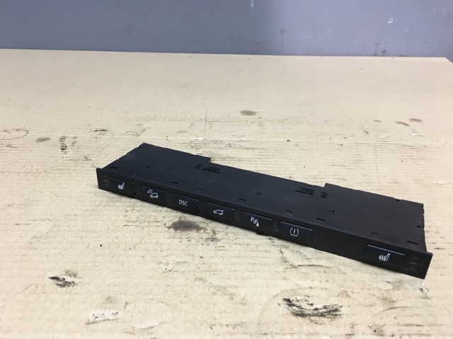 Блок кнопок центральної консолі 61316946433 BMW