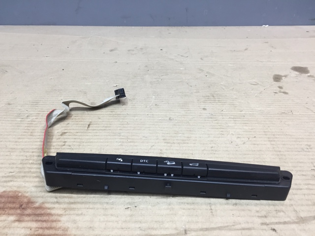 Блок кнопок центральної консолі 61316972780 BMW