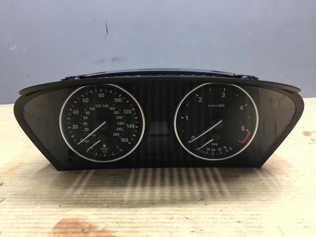 Покажчик напруги (вольтметр) 62109236819 BMW