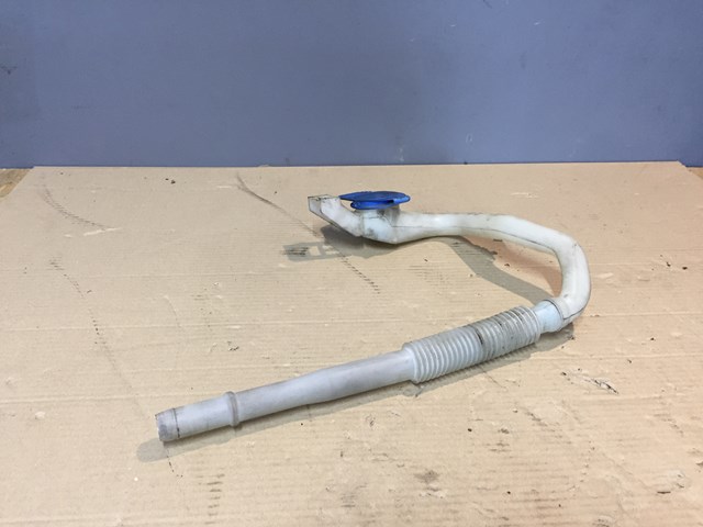 Горловина бачка омивача 7P6955463 VAG