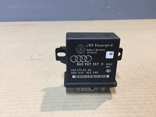 Кнопка коректора фар 8K0907357B VAG