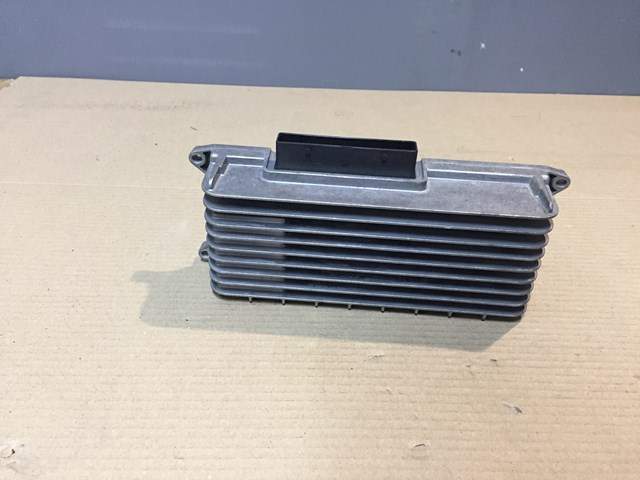 Підсилювач звуку аудіосистеми 8T0035223AB VAG