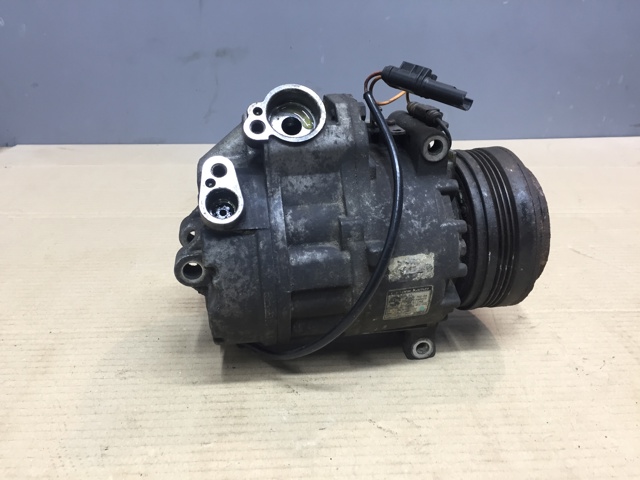 Компресор кондиціонера 9121762 BMW