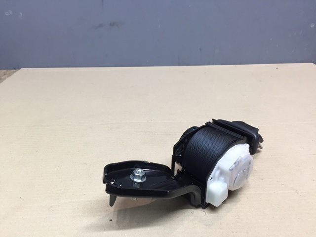 Ремінь безпеки задній EGY157740A02 MAZDA