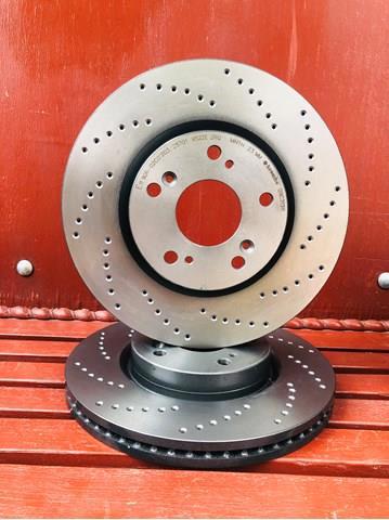 Гальмо дискове переднє 09C31311 BREMBO