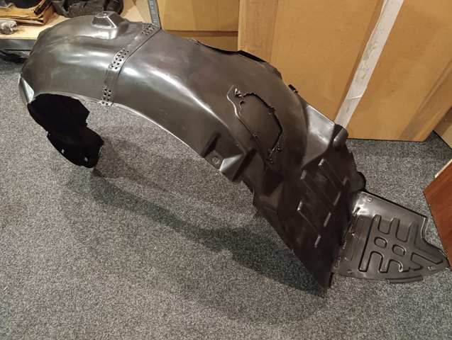 Підкрилки передні праві 868123S000 HYUNDAI