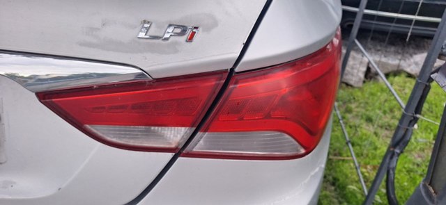 Задній правий зовнішній ліхтар 924023S300 HYUNDAI