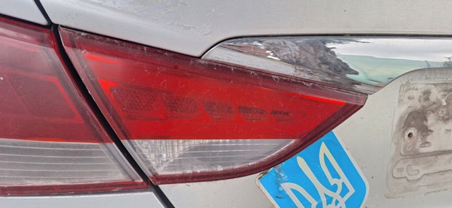 Задня ліва внутрішня фара 924033S300 HYUNDAI