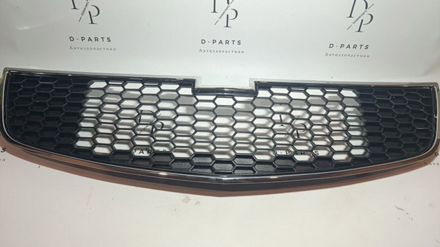Решітка радіатора 95028167 MARKET (OEM)