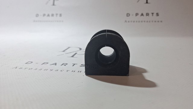 Гумка заднього стабілізатора GV0381 CTR