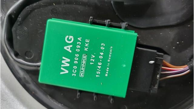 Модуль управління (ЕБУ) паливного насоса 3C0906093A VAG