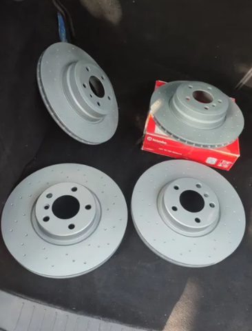 Диск заднього гальма 09992411 BREMBO