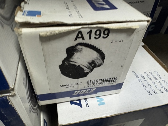 Насос охолоджуючої рідини A199 DOLZ