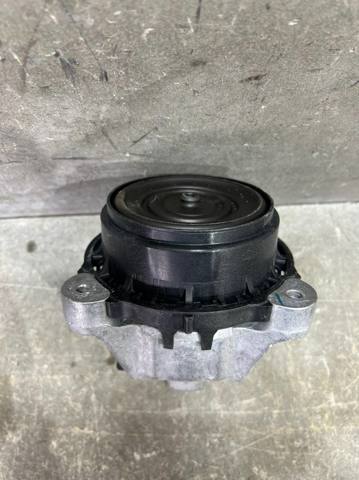 Права подушка двигуна 22116860472 BMW