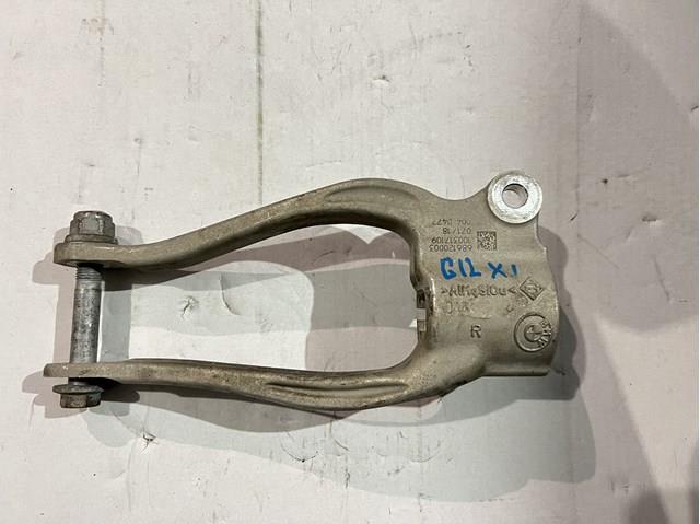 Вилка нижня амортизатора переднього, права 31126861200 BMW