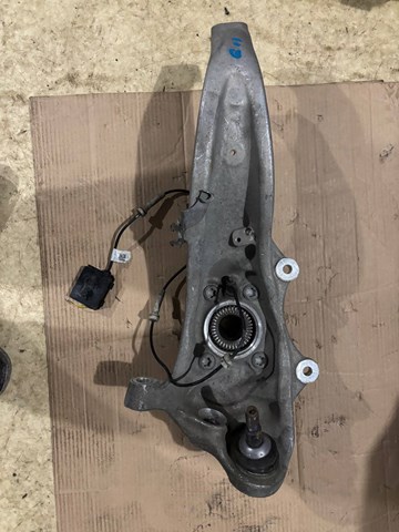 Цапфа передні праві 31206884380 BMW