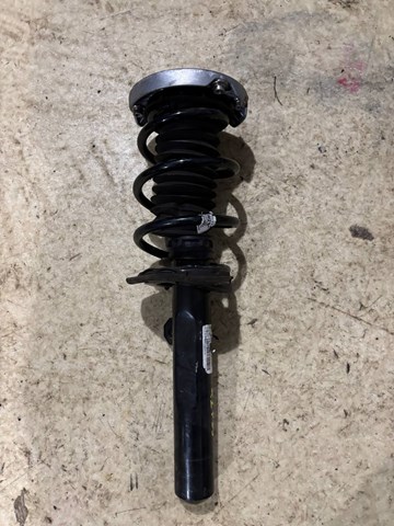 Стійка передня права 31306888338 BMW