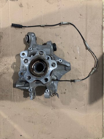Цапфа поворотного кулака 33306866336 BMW