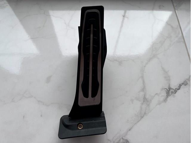 Педаль акселератора 35406889824 BMW