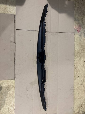Накладка 5-ї двері, нижня 51497294791 BMW