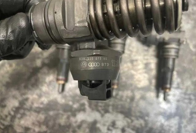 Форсунка інжектора 0414720215 QAP