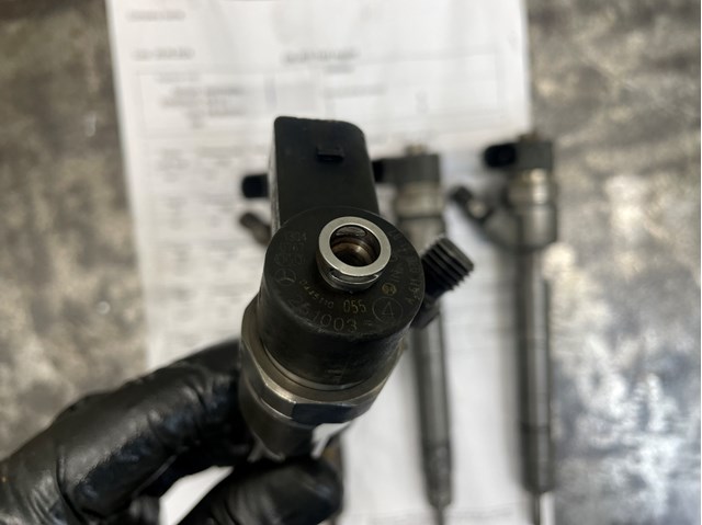 Форсунка паливна 0445110055 MERCEDES
