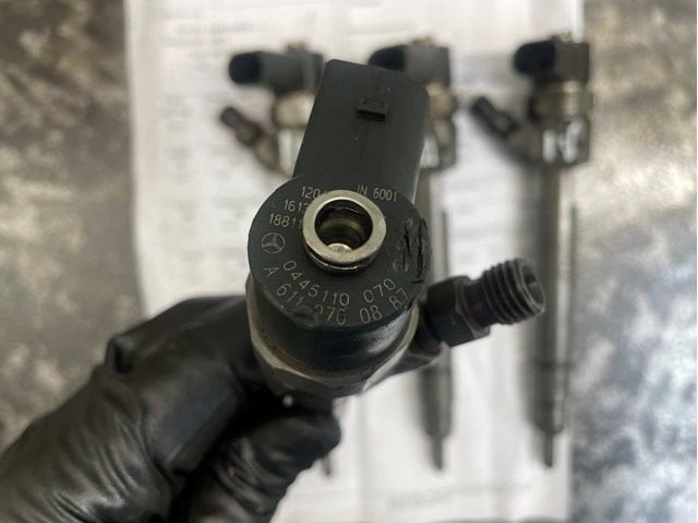 Форсунка паливна 0445110070 BOSCH