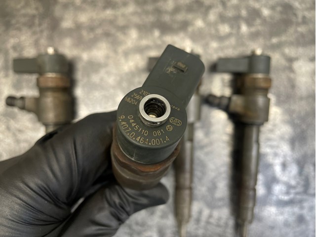 Форсунки електромагнітні 0445110081 BOSCH