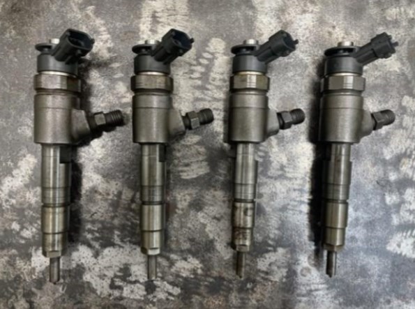 Форсунки електромагнітні 0445110135 PEUGEOT