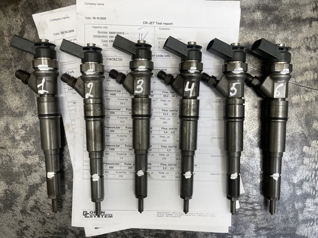 Форсунки електромагнітні 0445110212 BOSCH