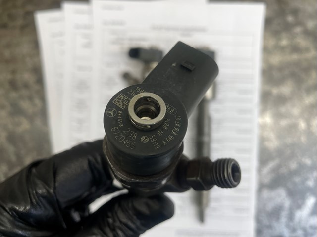 Форсунки електромагнітні 0445110238 MERCEDES