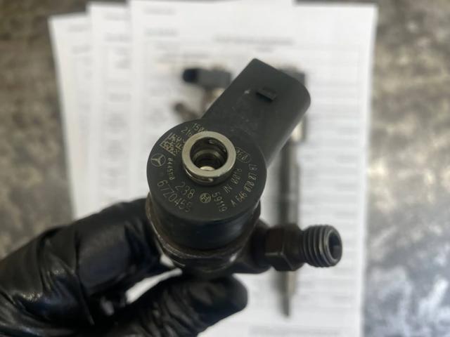 Форсунка паливна 0445110238 BOSCH