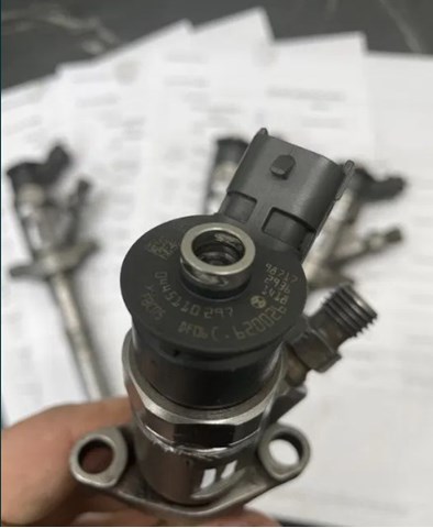 Форсунки електромагнітні 0445110297 BOSCH