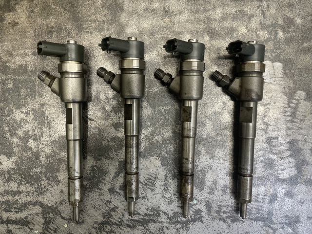 Форсунки електромагнітні 0445110351 FIAT