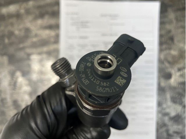 Форсунки електромагнітні 0445110582 BOSCH