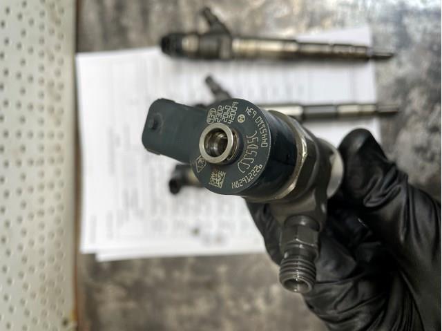Форсунка інжектора 0445110634 BOSCH