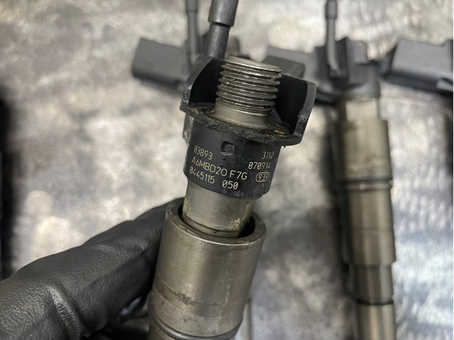 Форсунка вприску палива 0445115050 BMW