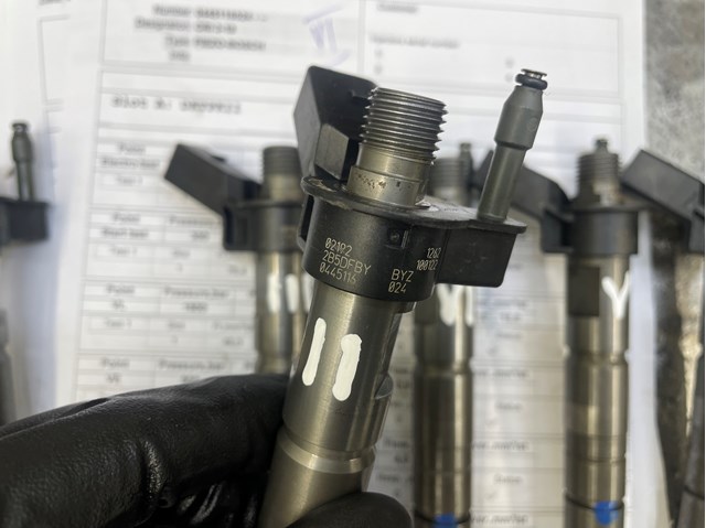 Форсунка інжектора 0445116024 BMW