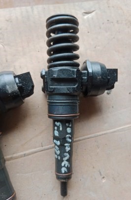 Форсунка інжектора 07Z130073HX VAG
