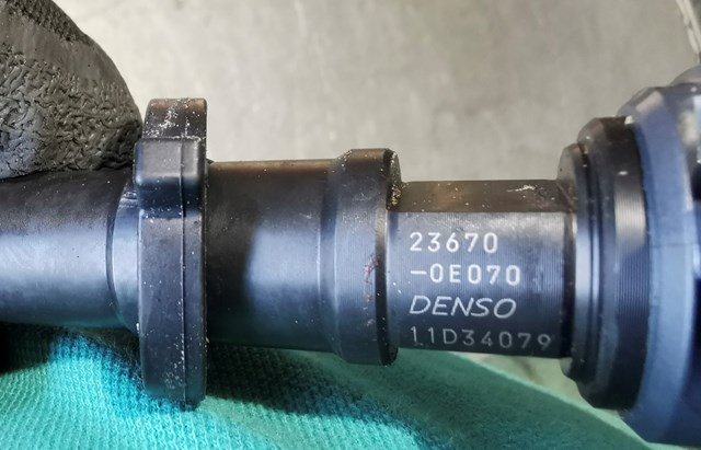 Форсунки електромагнітні 236700E070 DENSO