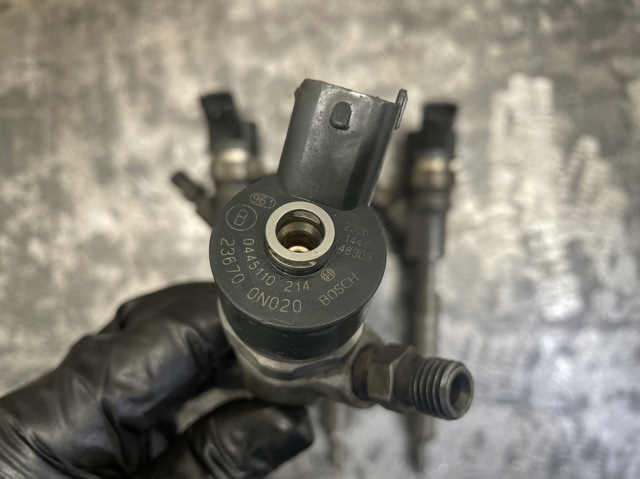Форсунка інжектора 236700N020 TOYOTA