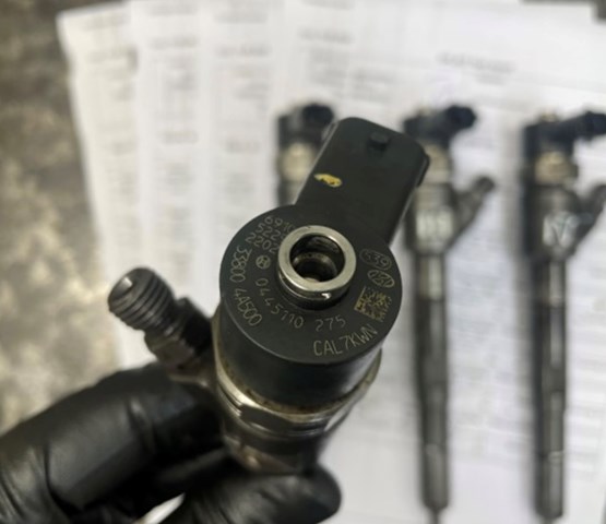 Форсунка паливна 338004A500 BOSCH