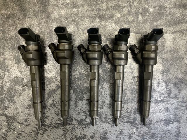Форсунка паливна 781070202 BMW