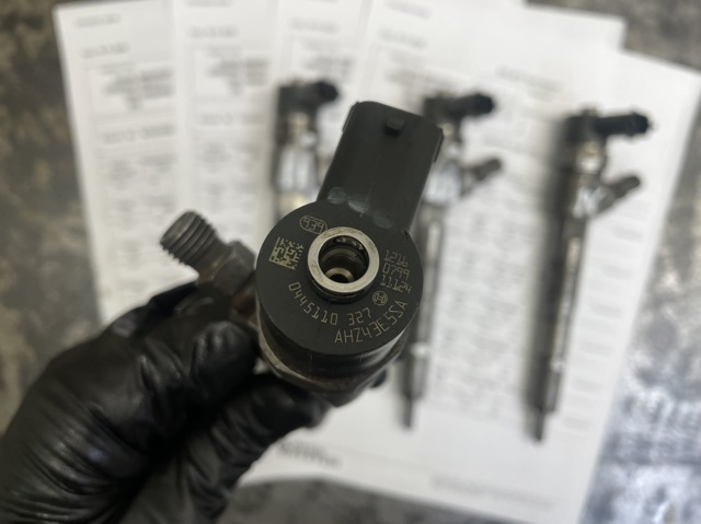Форсунки електромагнітні 95517502 OPEL
