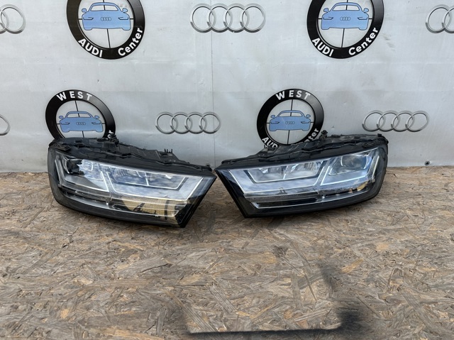 Фара передня права 4M0941034B VAG