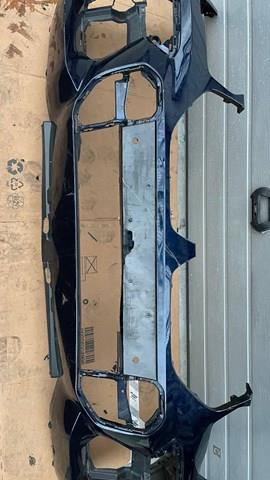 Бампер передній 51118098864 BMW