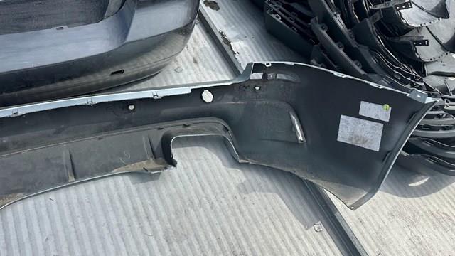 Бампер задній 51127242321 BMW